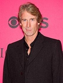 ベイ監督の新作は犯罪アクションコメディ「トランスフォーマー ダークサイド・ムーン」