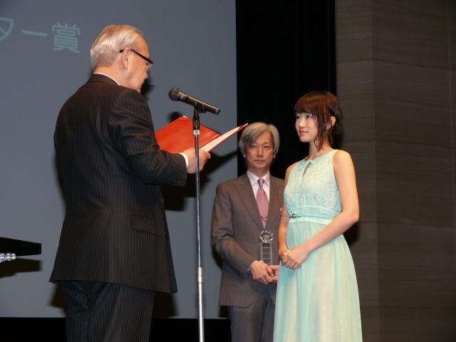 前田敦子、外国映画サポーター賞に「どうして私が…」と戸惑い - 画像1