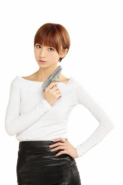 篠田麻里子、“やんちゃ”なCIA捜査官に扮しアクション初挑戦