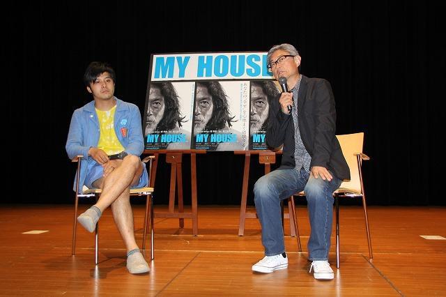 「MY HOUSE」で新境地を開いた堤幸彦監督、異端の建築家坂口恭平と真剣トーク