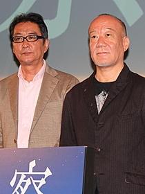 会見に登場した滝田洋二郎監督と久石譲「天地明察」