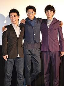 兄・小栗旬からの手紙に弟・岡田将生が男泣き「聞いてない!」 映画ニュース , 映画.com