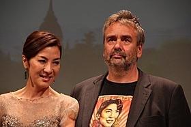 来日したミシェル・ヨーとリュック・ベッソン監督「The Lady アウンサンスーチー ひき裂かれた愛」