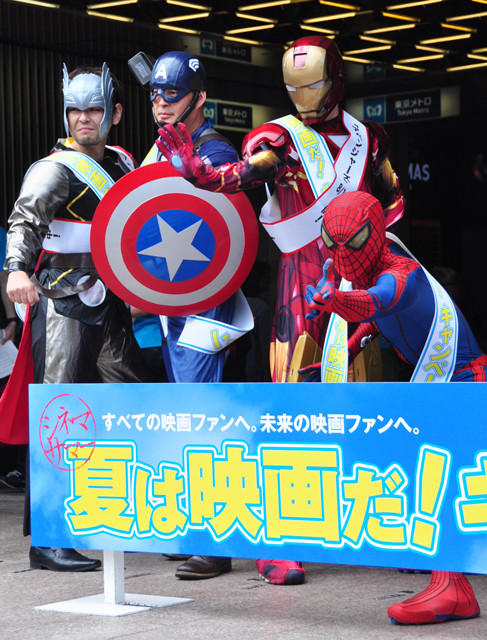 貞子とスパイダーマンが並んでポーズ！ 日米9ヒーローが異例の大集合 - 画像7