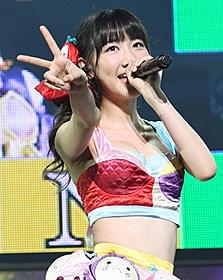 ソロデビューが決まった柏木由紀「フレンチ・キス」