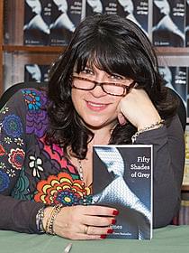 女性向け官能小説「Fifty Shades Of Grey」「ソーシャル・ネットワーク」
