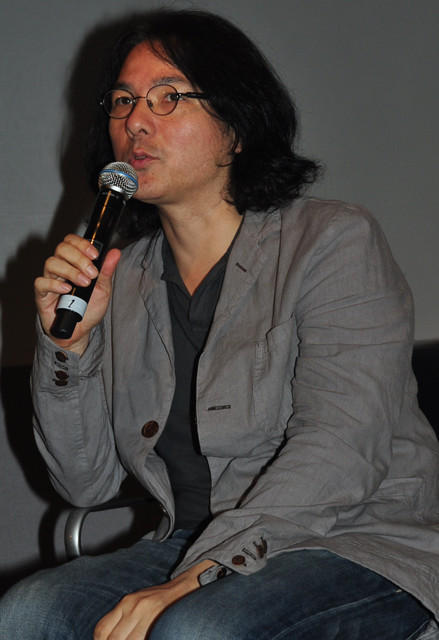 岩井俊二監督、最新作「ヴァンパイア」は太宰治「人間失格」へのオマージュ