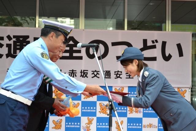 赤坂警察1日署長・瀧本美織、ピーポくん熱烈ラブコールに「私もファン！」