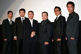 「アウトレイジ ビヨンド」キャスト陣と北野武監督「アウトレイジ ビヨンド」