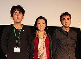 舞台挨拶に立った木村文洋監督、前川麻子、寺十吾「愛のゆくえ(仮)」