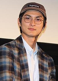 舞台挨拶に立った高良健吾「横道世之介」