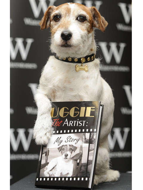 「アーティスト」の名犬アギーが自伝出版イベントに登場