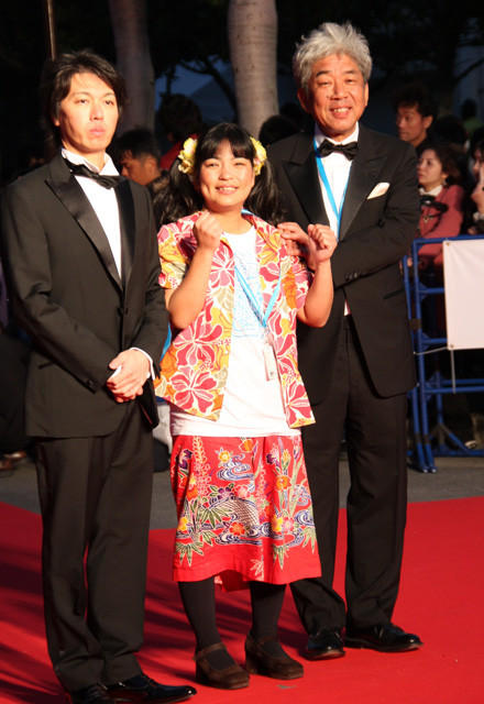 第4回沖縄国際映画祭オープニング時の大崎洋社長（右）