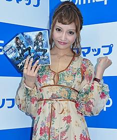 回し蹴りが得意な明日香キララ「アイアンガール」