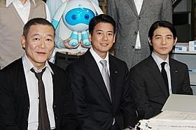 会見に出席した國村隼、唐沢寿明、吉岡秀隆