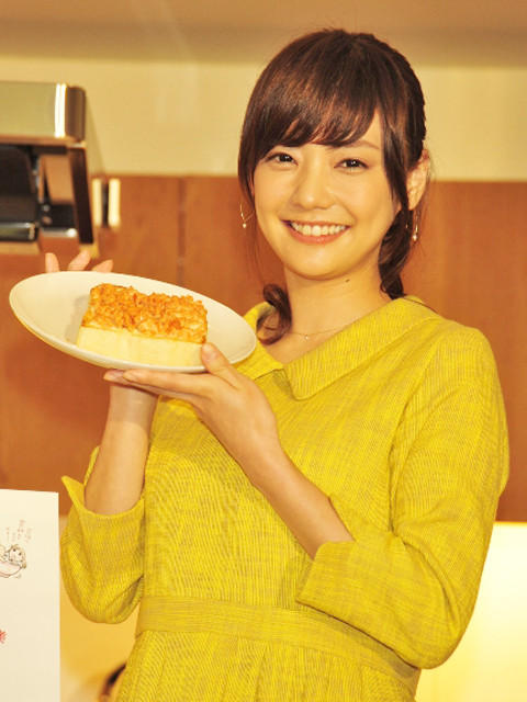 倉科カナの“ズボラ飯”食べっぷりに、フードスタイリストが感服！