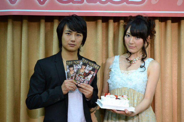 AKB48・松井咲子、22歳誕生日のサプライズケーキに「来年はもっと良い年に」 - 画像1