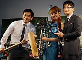 神田うのと伸一郎(右)が初の姉弟共演!「プロメテウス」