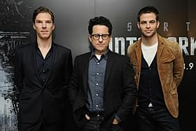 昨年来日したベネディクト・カンバーバッチ、 J・J・エイブラムス、クリス・パイン(左から)「スター・トレック」