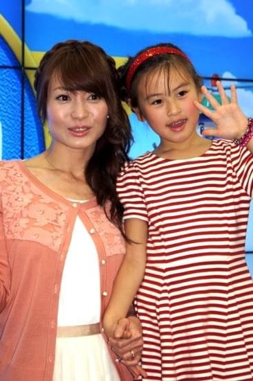 もうすぐ1年生の新山小春ちゃん、ママみたいに芸能界で活躍したい！