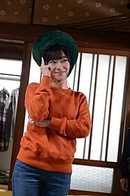 さしこ、マリモのかぶりものに挑戦!「コドモ警察」