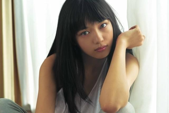 川口春奈主演でホラー漫画「絶叫学級」を実写映画化！