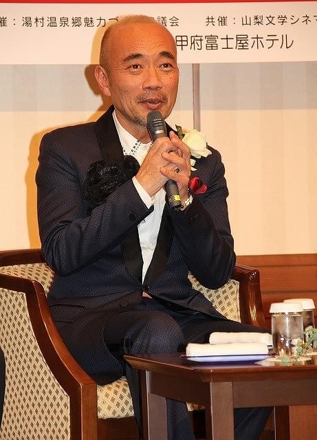 若き日の恋に解任騒動……竹中直人＆奥山和由が山梨との意外な縁語る