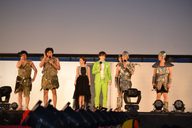 ウエンツ瑛士、沖縄映画祭の屋外巨大スクリーンに感激「気持ち良い！」