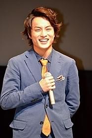 劇中でパンツ姿を披露している白濱亜嵐「私の奴隷になりなさい」