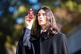 謎の男を演じる栗原類「ヒミズ」