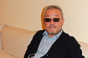 「男性にこそぜひ見てもらいたい作品」と力を込めた井筒監督「黄金を抱いて翔べ」
