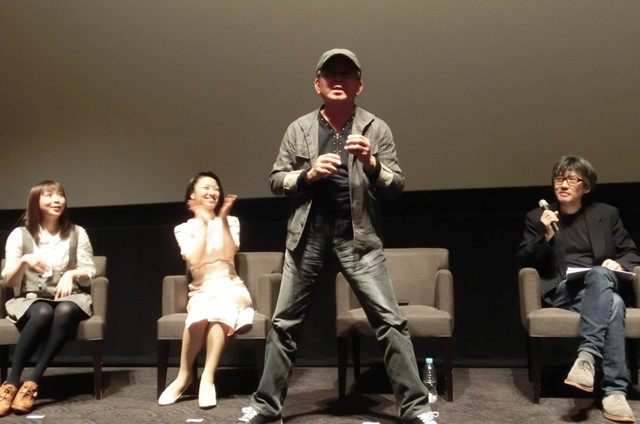 ジャッキー・チェンの吹き替え声優・石丸博也、人生初の舞台挨拶