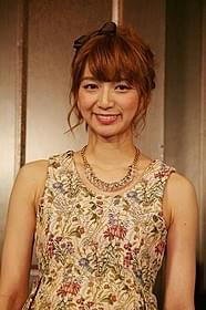 オーダーしたミニワンピを披露した芹那「リンカーン」