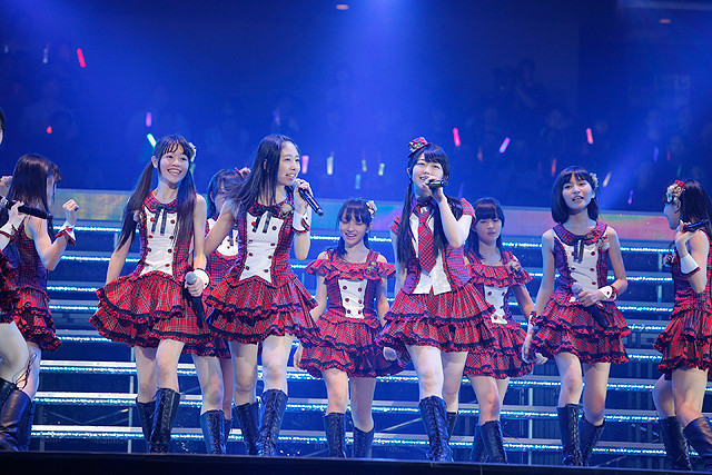 AKB48グループ研究生103人、単独武道館コンサートでフレッシュな魅力全開 - 画像25