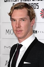 人気沸騰中のベネディクト・カンバーバッチ「ニル・バイ・マウス」