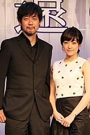 会見に出席した山崎貴監督と井上真央「永遠の0」