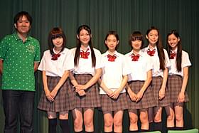 制服姿で登壇した森川葵、門脇麦ら「スクールガール・コンプレックス 放送部篇」