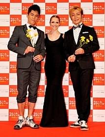 (左から)武井壮、テリーサ・パーマー、つるの剛士「ウォーム・ボディーズ」