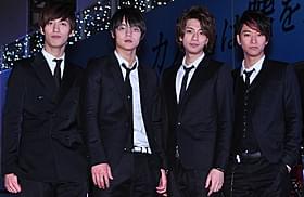 「CRUDE PLAY」として演奏を披露した 三浦翔平、窪田正孝、水田航生、浅香航大「カノジョは嘘を愛しすぎてる」