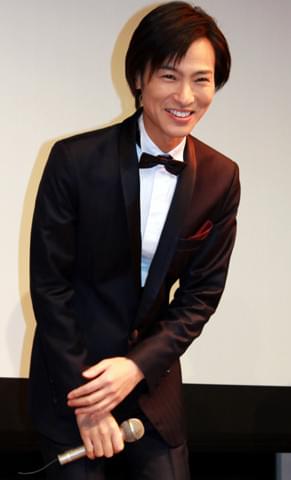 演歌歌手・山内惠介「昭和歌謡 危機一髪！」で映画初主演 夢は同郷の