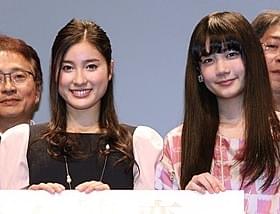 土屋太鳳と清水富美加「赤々煉恋」
