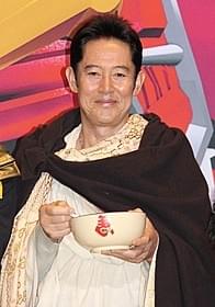 最年長の戦隊ヒーローを演じる山下真司「獣電戦隊キョウリュウジャーVSゴーバスターズ 恐竜大決戦!さらば永遠の友よ」