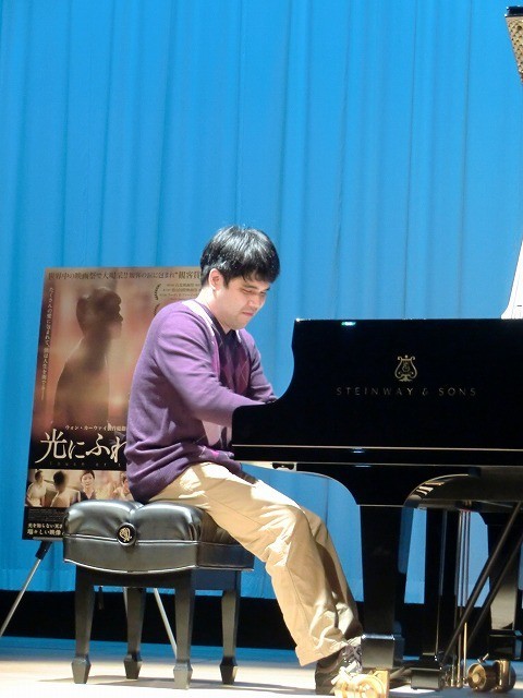 盲目のピアニスト、ホアン・ユィシアン来日 「夢を追いかける映画」と主演作PR - 画像1