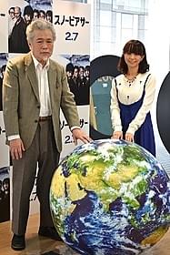 (左より)映画が描く壮絶な未来を真剣に受け止めた 大宮信光氏と福田萌「スノーピアサー」