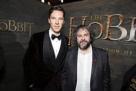 (左より)ベネディクト・カンバーバッチとピーター・ジャクソン監督「ホビット 竜に奪われた王国」