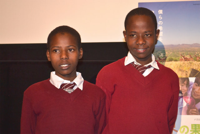 命がけで通学するケニアの兄妹、日本の子どもたちにエール「学校は将来への“源”」
