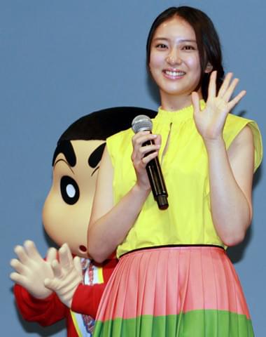 コロッケの“新ネタ”「クレヨンしんちゃん」版モノマネに武井咲、矢島