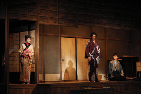 田中麗奈、時代劇舞台初主演の「きりきり舞い」開幕に感涙と新たな決意