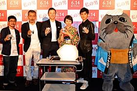 (左から)熊切和嘉監督、藤竜也、浅野忠信、二階堂ふみ、高良健吾「私の男」
