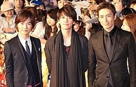 (左から)神木隆之介、佐藤健、伊勢谷友介「るろうに剣心」